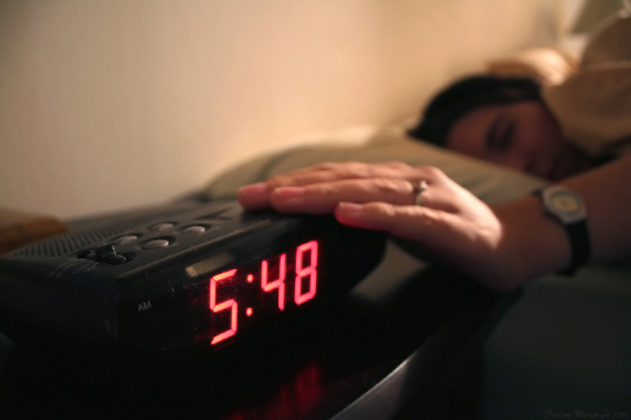 web-snooze-button-sleep-alarm-clock-chrissy-wainwright-cc