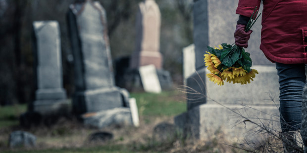 web3-death-funeral-cemetery-flowers-woman-grave-gravestone-graveyard-tombstone-shutterstock