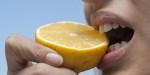EATING LEMON