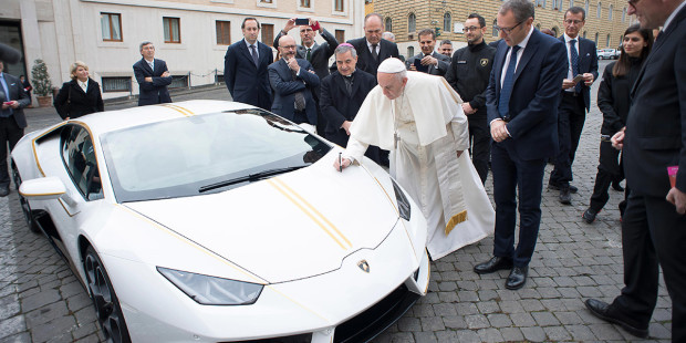 POPE FRANCIS WITH LAMBORGHINI