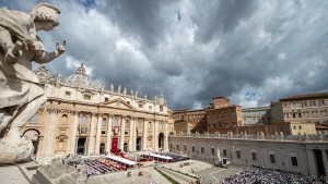 SAINT PETER SQUARE GENERAL VIEW