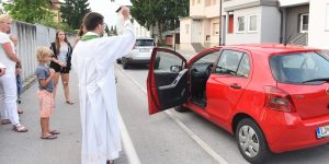 Od kod izvira blagoslov avtomobilov?