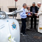 POPE VESPA
