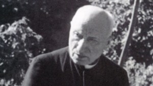 JAKOB UKMAR