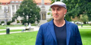 Nekoč je bil gangster, zdaj ga v zaporih kličejo škof