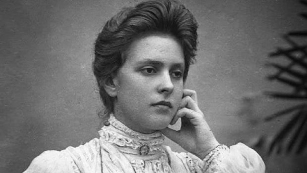 ALICE BATTENBERG