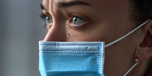 4 svetopisemski nasveti za premagovanje bolečine ob izgubi ljubljene osebe