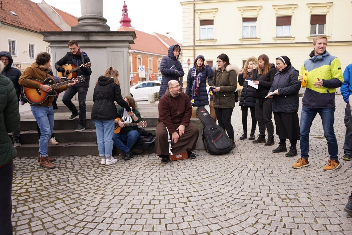 FRANČIŠKOVA MLADINA FRAMA