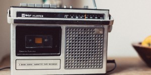 Svoje trpljenje je spremenila v uspešno radijsko služenje Bogu