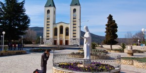 V Medžugorje je šel zaradi dekleta, tam pa je našel vero in postal redovnik