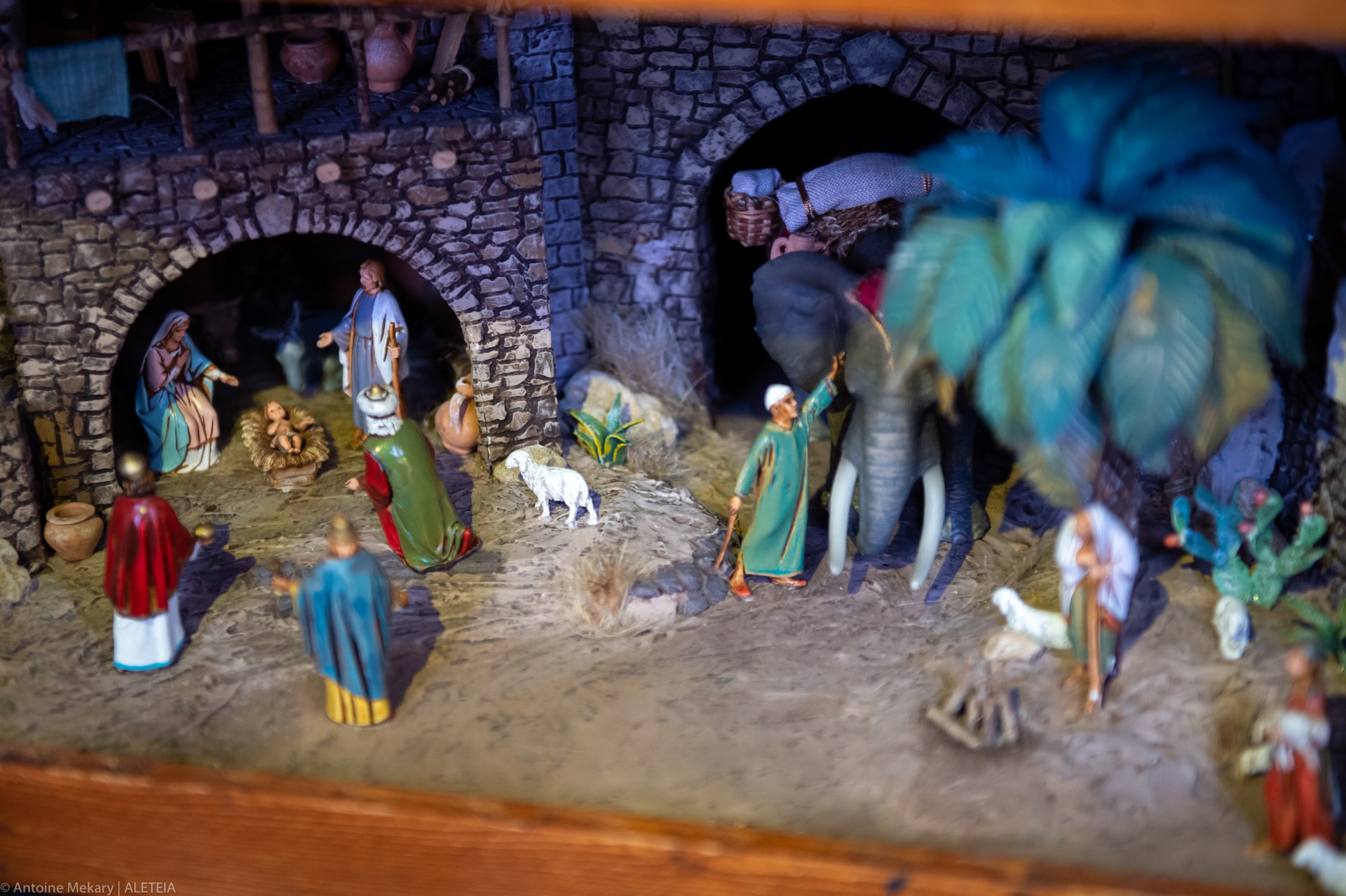 100-Nativity-Scenes-100-Presepi-Vatican-Antoine-Mekary-ALETEIA-AM_0215.jpg