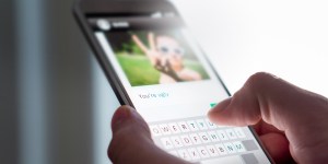 V postu se odpovejte nesramnim komentarjem na družbenih omrežjih