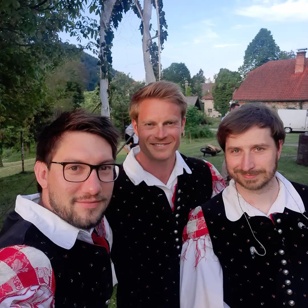 ansambel-aufbiks-10.jpg