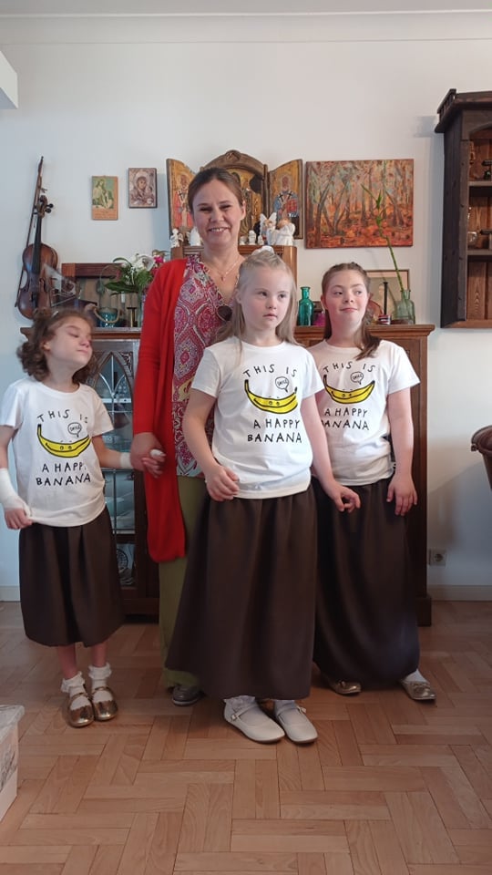Beata Potocka z córkami