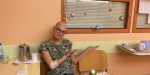 Po diagnozi raka pri 14 si prizadeva vsak dan živeti kar se da polno