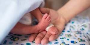 Ob rojstvu je tehtala toliko kot pol zavoja sladkorja. &#8220;Ona je naš čudež!&#8221;