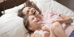 Odnos mama in hči: kako vzgajati, da bomo imele lep odnos tudi pozneje?