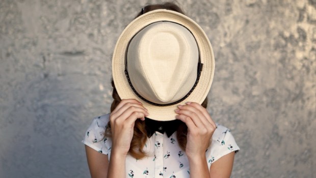 Young girl with hat