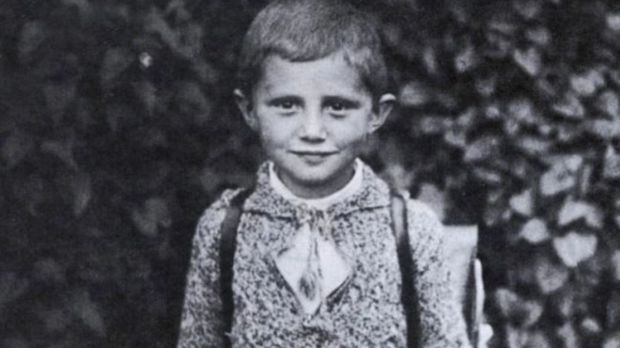 Joseph-Ratzinger-Young.jpg
