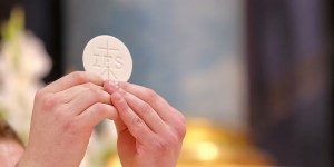 12 navdihujočih misli o poslanstvu duhovnikov