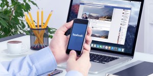 Profil na družbenih omrežjih po smrti. Kaj lahko storimo svojci?