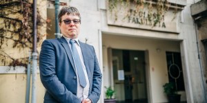 Sovražni komentarji na spletu: “Ljudje se v anonimnosti obnašamo drugače oz. manj zadržano”