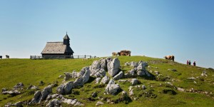 Velika planina – kraj, kjer se srečata neokrnjena narava in bogata pastirska dediščina